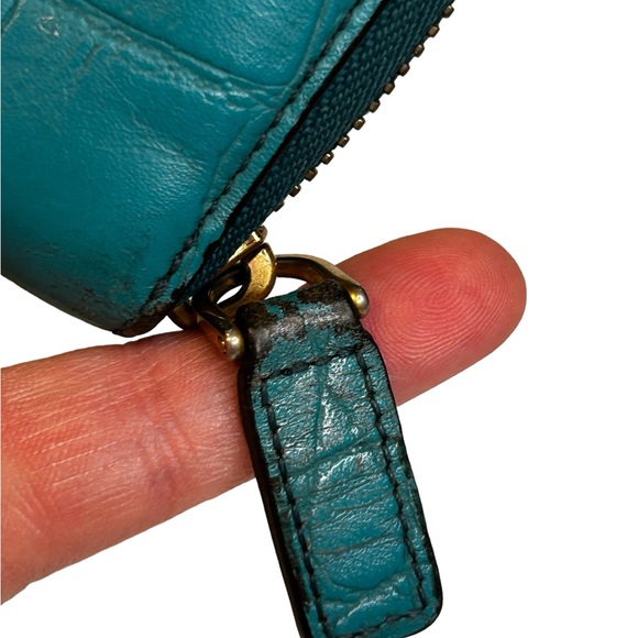 MCM TEAL LONG WALLET GUC many card slots/inside pockets .1 zipper inside pocket - Picture 2 of 13